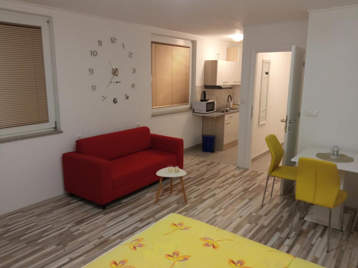 Studio Apartman Matkovic Imotski Exterior photo